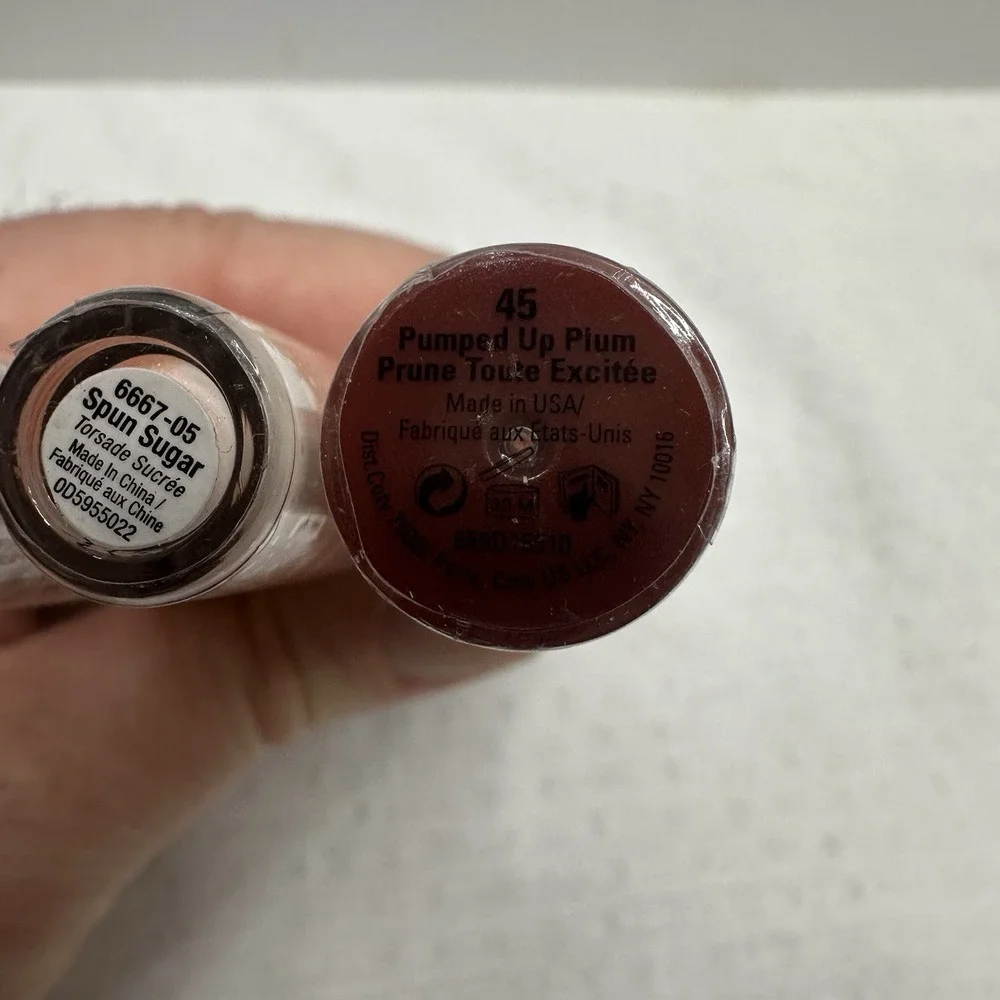 Lot Of 3 Sally Hansen Moisture Twist Lip Gloss & Color Fast Tint + Moisture Balm